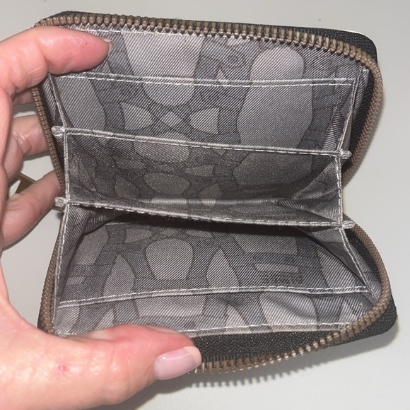 Aimee Kestenberg creamy White Textured Zip around Brixton Wallet / preowned - Picture 5 of 9